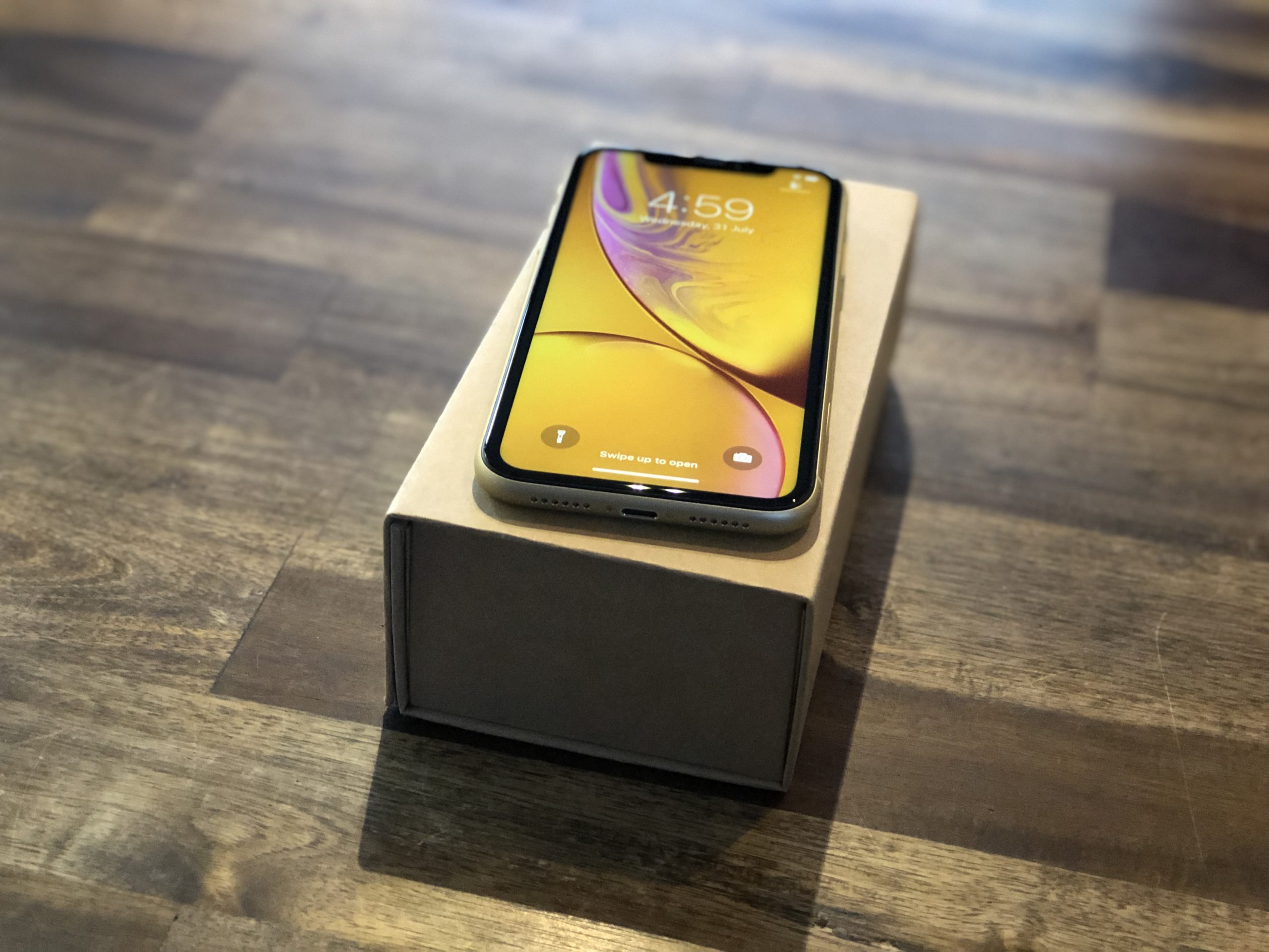 iPhone XR 64GB Yellow A Grade - Mobile City