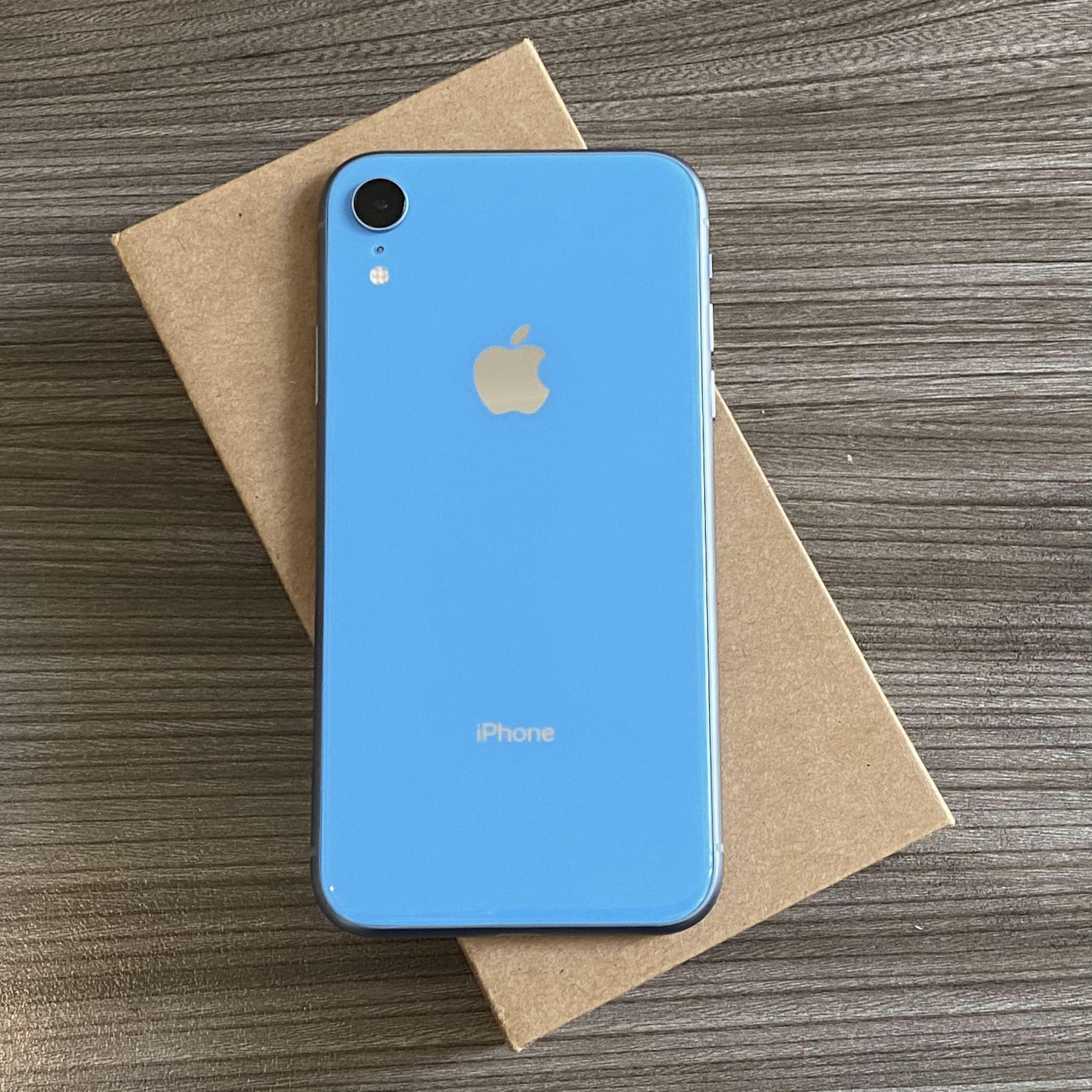 iPhone XR 64GB Blue ( Refurbished )