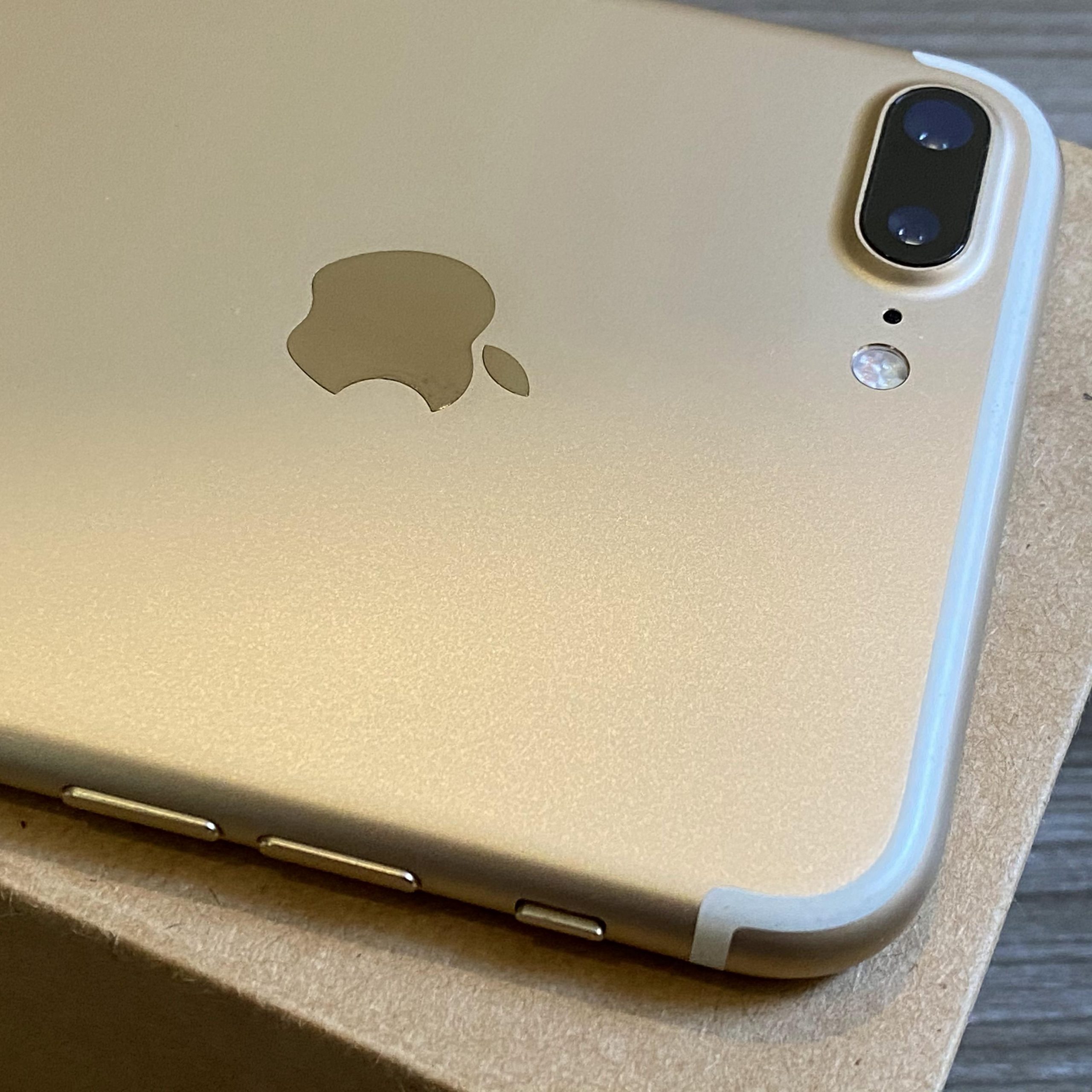 iPhone 7 Plus 256GB Gold Refurbished - Mobile City