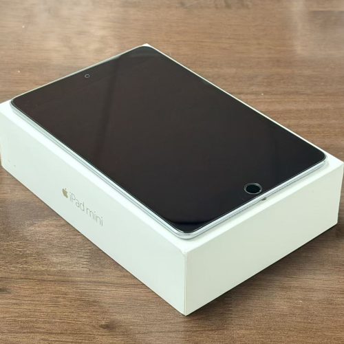 iPad Mini 4 128GB Wi-Fi Space Grey A1538 Excellent Grade with Free Screen Protector & Apple Box Special Deal - Image 2