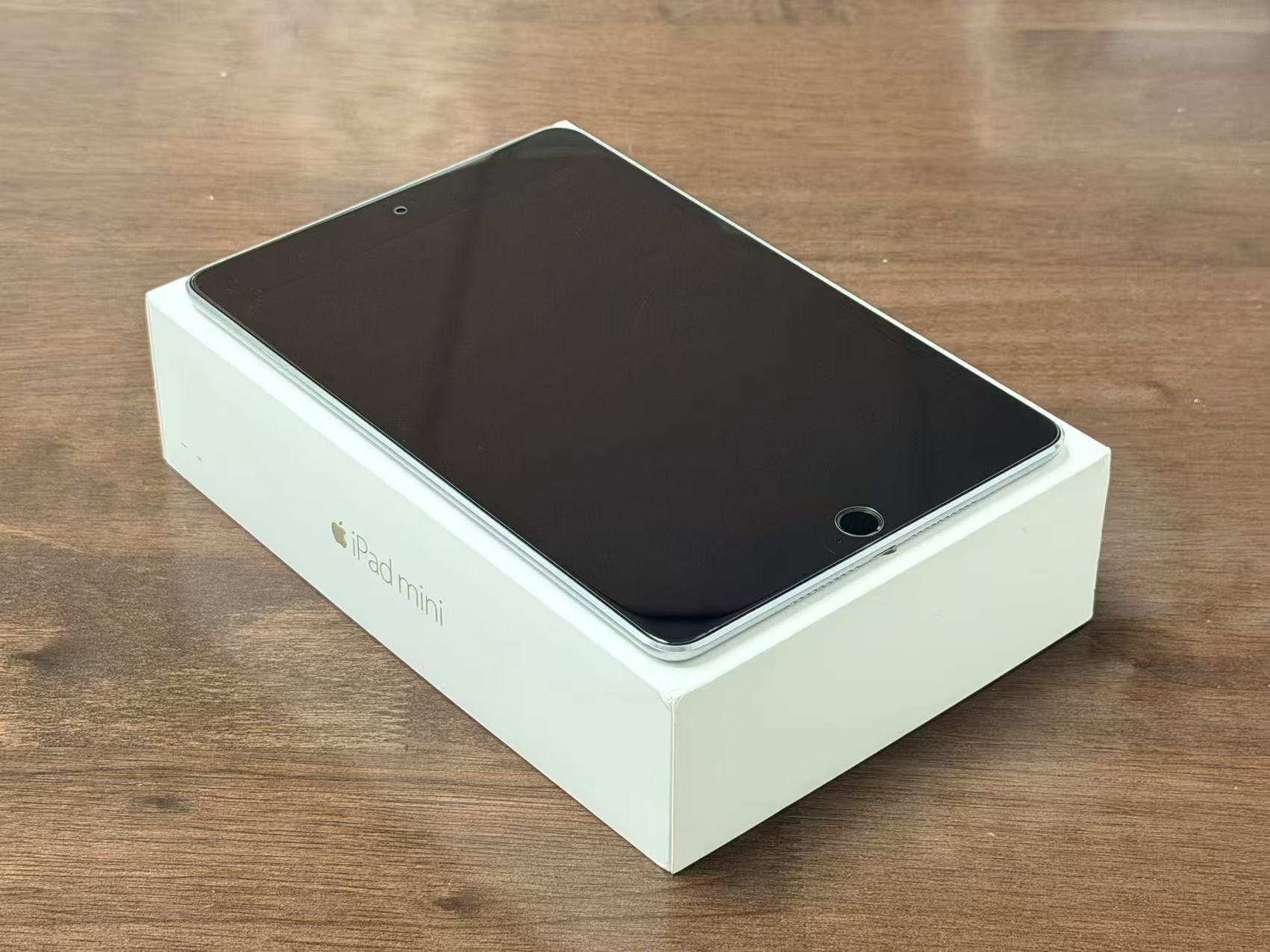 iPad Mini 4 128GB Wi-Fi Space Grey