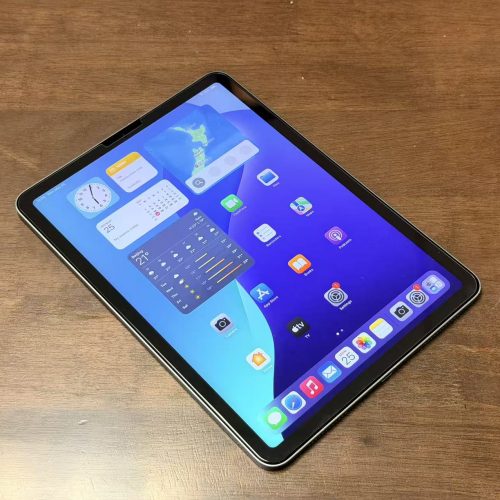 iPad Air 4 64GB Wi-Fi Space Grey A2316 Excellent Grade with Free Screen Protector Special Deal - Image 2