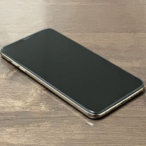 iPhone Xs MAX 64GB Gold Like New with 100% Battery Special Deal - Image 2