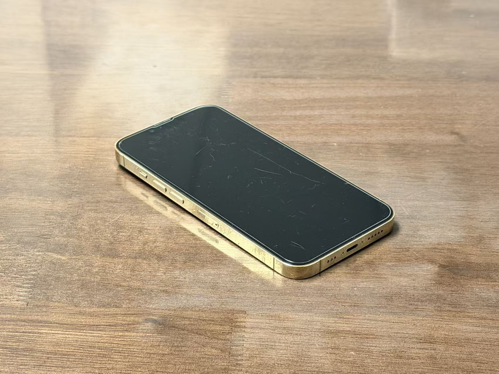 iPhone 13 Pro 256GB Gold