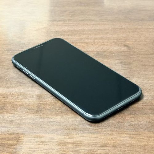 iPhone 11 64GB Black Excellent Grade 100% Battery Special Deal - Image 2