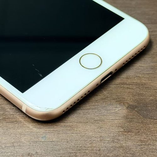 iPhone 8 Plus 64GB Gold Good Grade 100% Battery Special Deal - Image 3