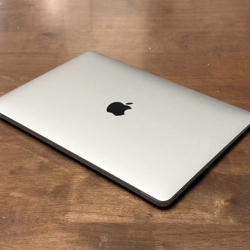 MacBook Air 13-inch M1 Chip with 512GB 8GB RAM Space Grey Excellent Grade Special Deal - Image 3