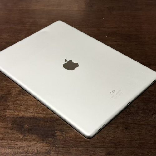 iPad Pro 12.9 inch 128GB Silver Wi-Fi A1584 Good Grade Special Deal - Image 4
