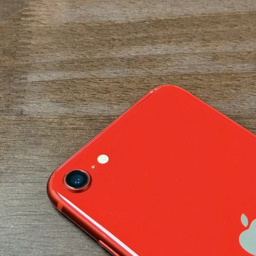 iPhone SE (2020) 128GB Red Excellent Grade with 100% Battery Special Deal - Image 4
