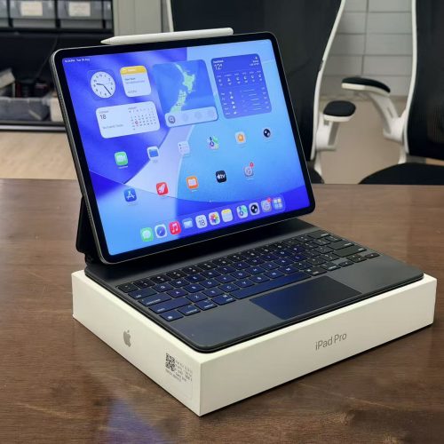 iPad Pro 12.9 inch (6th Gen) M2 128GB WiFi + Cellular Space Grey Excellent Grade with Apple Box , Apple Magic Keyboard & Apple Pencil - Image 4