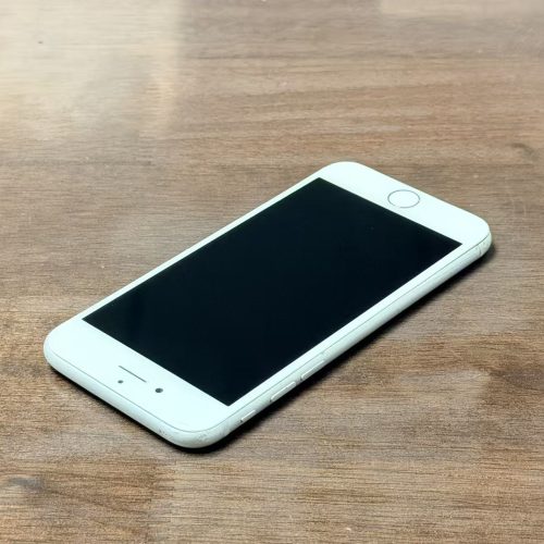 iPhone 8 64GB White Good Grade 100% Battery Special Deal - Image 3