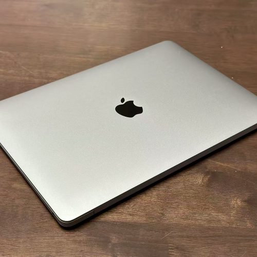 MacBook Air 13-inch M1 Chip 256GB 8GB RAM Space Grey Excellent Grade 100% Battery A2337 Special Deal - Image 3