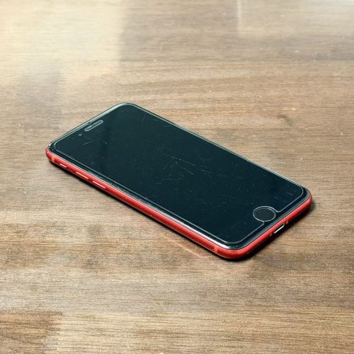 iPhone SE (2020) 128GB Red Good Grade with Free Screen Protector 100% Battery Special Deal - Image 2