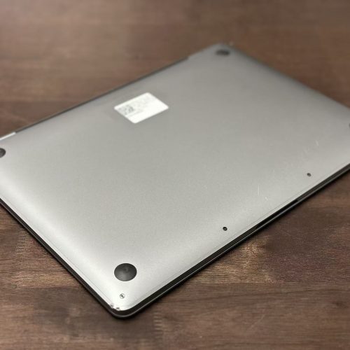 Macbook Pro 13 inch 2020 M1 256GB 8GB RAM Space Grey Good Grade A2338 Special Deal - Image 5