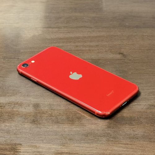 iPhone SE (2020) 128GB Red Good Grade with Free Screen Protector Special Deal - Image 3