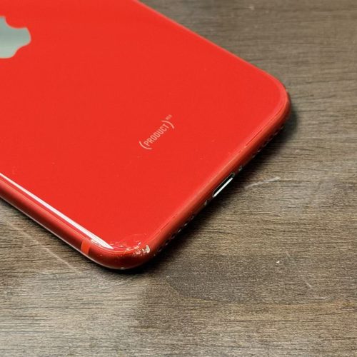 iPhone SE (2020) 128GB Red Good Grade with Free Screen Protector Special Deal - Image 4