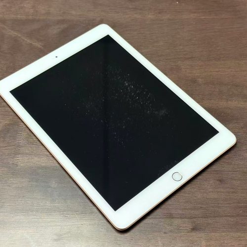iPad 6th Gen 9.7"(Wi-Fi) 32GB Gold A1893 Excellent Grade Special Deal - Image 3