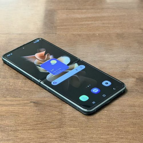 Samsung Galaxy Z Flip3 5G 256GB Green Good Grade Special Deal - Image 3