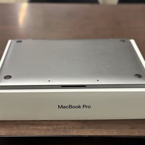 Macbook Pro 13 inch 2017 256GB 8GB RAM Space Grey Excellent Grade with Apple Box 100% Battery - Image 6