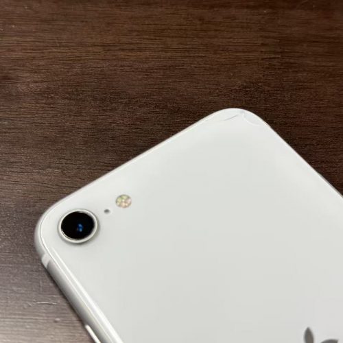 iPhone SE 2020 128GB White Refurbished Excellent Grade with Free Screen Protector Special Deal - Image 4