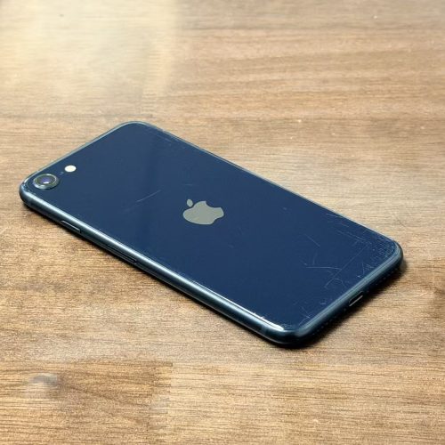 iPhone SE 2022 5G 64GB (3rd Generation) Midnight Good Grade with Free Screen Protector 100% Battery Special Deal - Image 3