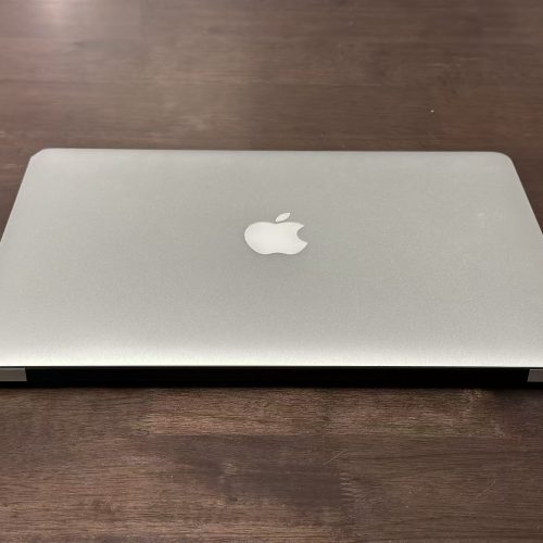 Macbook Air 13 inch 2017 128GB 8GB RAM Silver Good Grade A1466 Special Deal - Image 2
