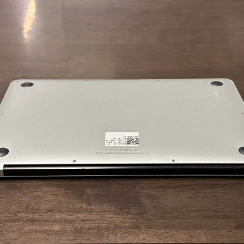 Macbook Air 13 inch 2017 128GB 8GB RAM Silver Good Grade A1466 Special Deal - Image 3