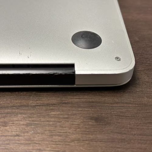 Macbook Air 13 inch 2017 128GB 8GB RAM Silver Good Grade A1466 Special Deal - Image 4