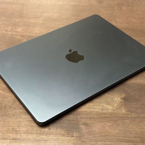 Apple MacBook Air 13-inch 2024 M3 Chip 256GB SSD Midnight Excellent Grade - Image 3