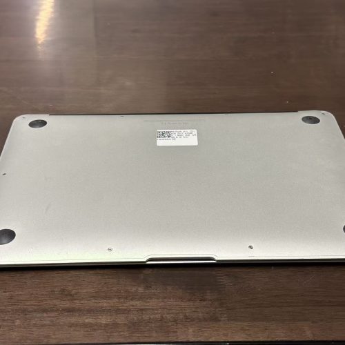Macbook Air 13 inch 2017 128GB 8GB RAM Silver Good Grade A1466 Special Deal - Image 9