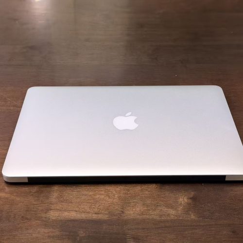Macbook Air 13 inch 2017 128GB 8GB RAM Silver Good Grade A1466 Special Deal - Image 2