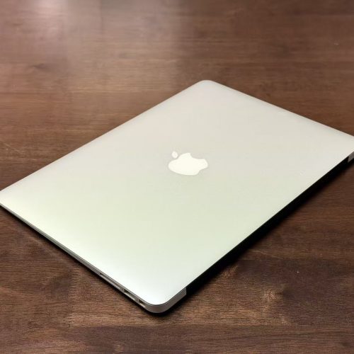 Macbook Air 13 inch 2017 128GB 8GB RAM Silver Good Grade A1466 Special Deal - Image 3