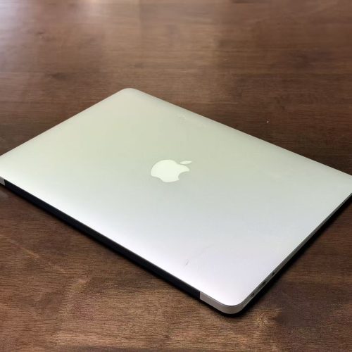 Macbook Air 13 inch 2017 128GB 8GB RAM Silver Good Grade A1466 Special Deal - Image 3
