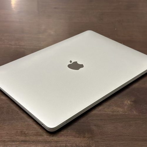 MacBook Air 13-inch M1 Chip with 256GB 16GB RAM Silver Excellent A2337 Special Deal - Image 5