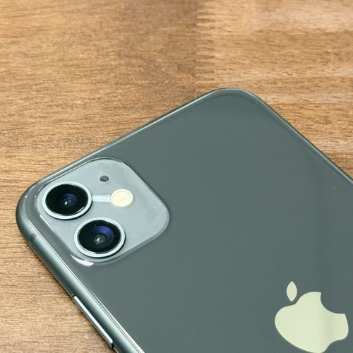 iPhone 11 128GB Black Excellent Grade 100% Battery Special Deal - Image 4