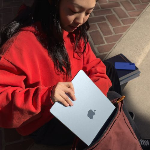 MacBook Air 13 inch with M4 Chip 16GB RAM 512GB SSD Starlight Like New Special Deal - Image 9