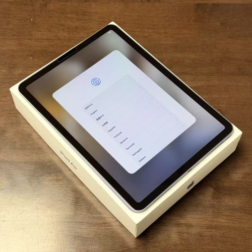 iPad Air 5 64GB Wi-Fi Purple M1 A2588 Excellent Grade with Apple Box & Free Screen Protector Special Deal - Image 3