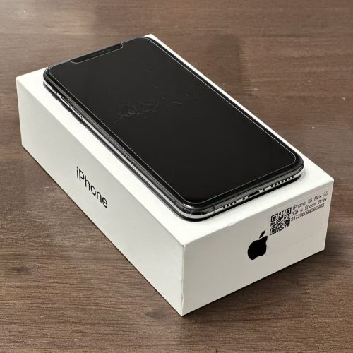iPhone XS MAX 256GB Space Grey Good Grade With Apple Box Screen