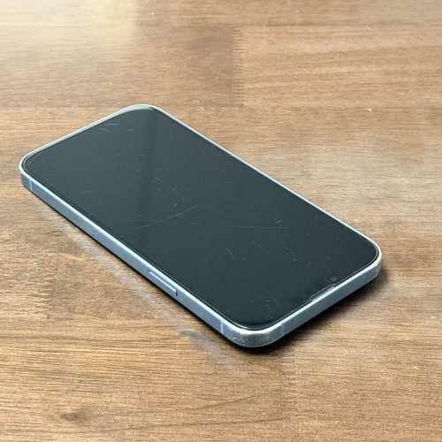 iPhone 14 Plus 256GB Blue Good Grade with Free Screen Protector 100% Battery Special Deal - Image 3