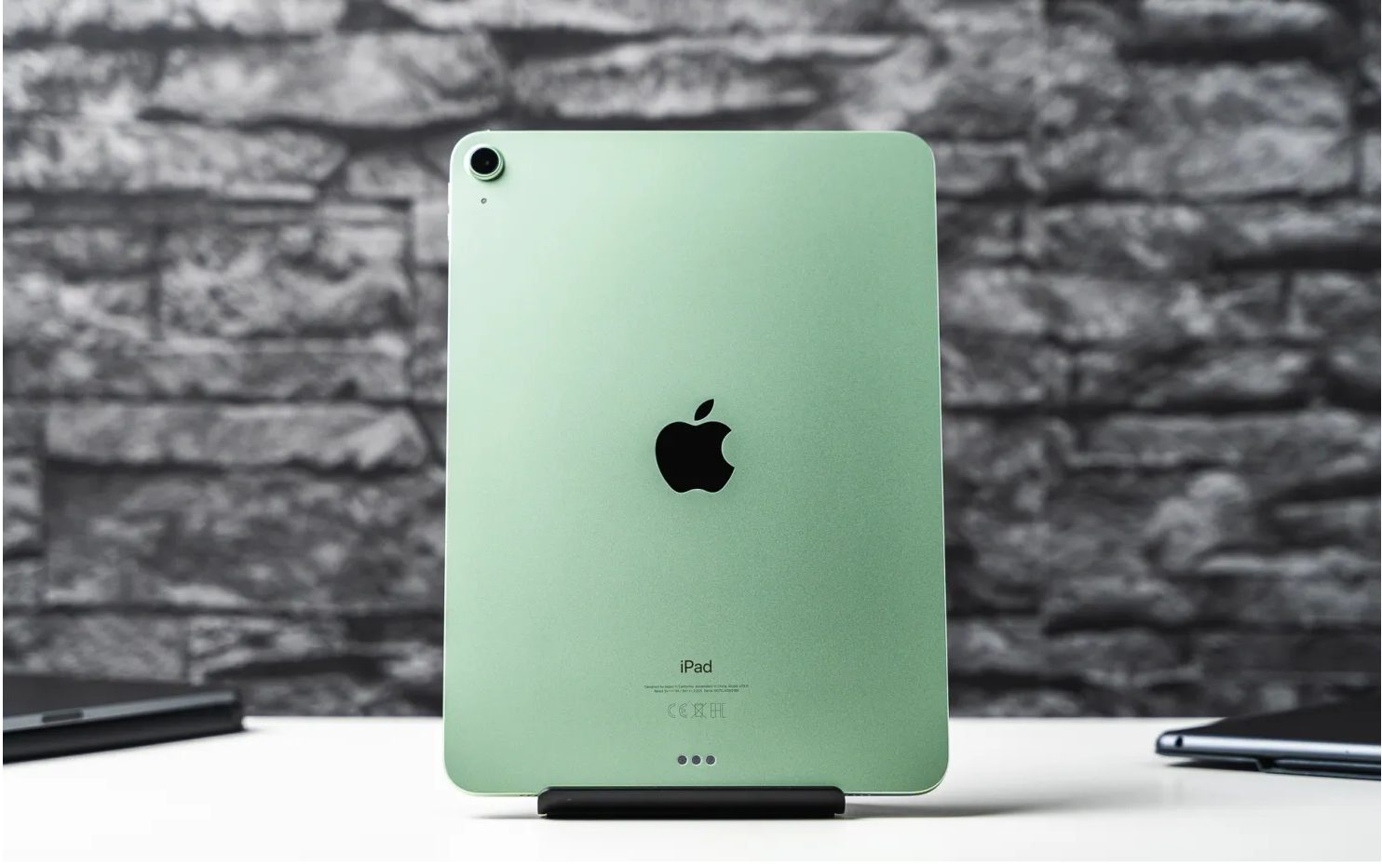iPad Air4 64GB wifiモデル　グリーン Amazonリニューアル iPad Air 4世代 グリーン 64GB 整備済み品