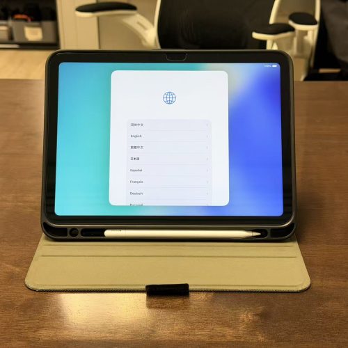 iPad 11th Gen A16 (2025) 128GB Silver Like New with Apple Pencil + Free Screen Protector + Free Flip Case - Image 2