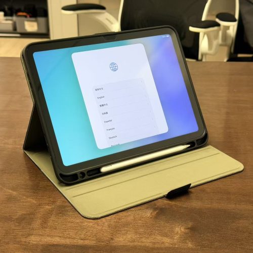 iPad 11th Gen A16 (2025) 128GB Silver Like New with Apple Pencil + Free Screen Protector + Free Flip Case - Image 3