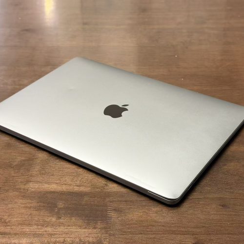 Macbook Pro 13 inch (2018) 512GB 8GB RAM Space Grey Good Grade A1989 Special Deal - Image 4