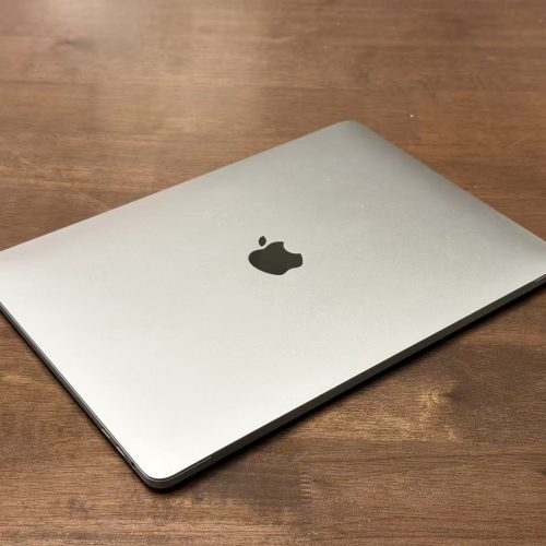 Macbook Pro 13 inch 2016 256GB 8GB RAM Space Grey Excellent Grade A1706 Special Deal - Image 3