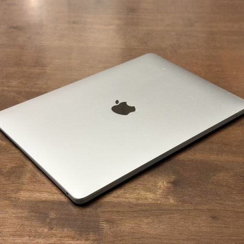 Macbook Air 13 inch 2018 256GB 16GB RAM Space Grey Good Grade Special Deal - Image 3