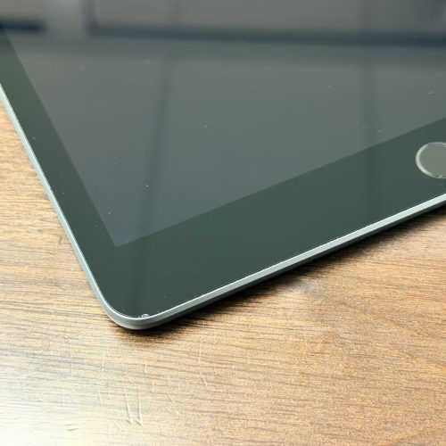 iPad 8 128GB Space Grey Wi-Fi A2270 Excellent Grade Special Deal - Image 3