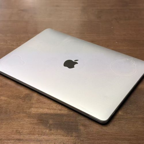 Macbook Pro 13 inch 2020 M1 256GB 8GB RAM Space Grey Good Grade 100% Battery Special Deal - Image 4