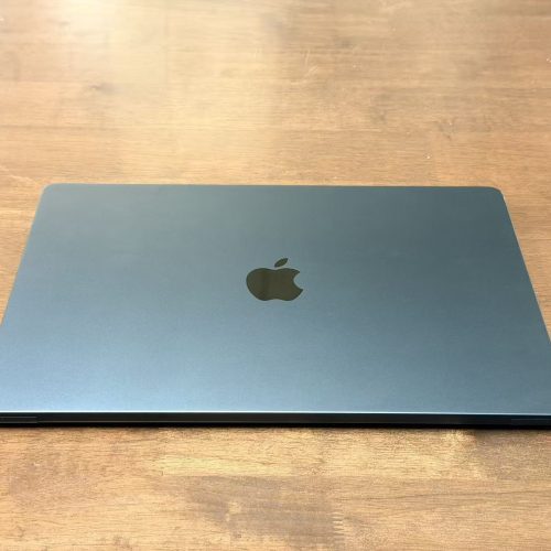 MacBook Air 2023 15 inch M2 Chip 256GB SSD Midnight Excellent Grade Special Deal - Image 2