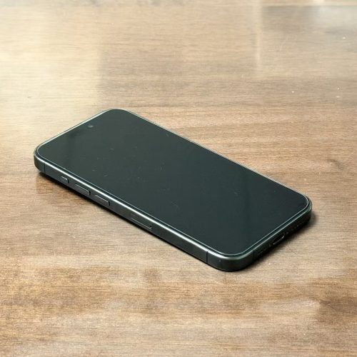 iPhone 15 Pro 256GB Black Titanium Excellent Grade with Free Screen Protector Special Deal - Image 2