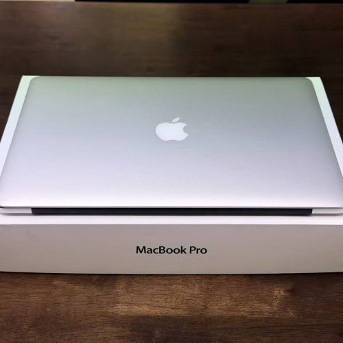 Macbook Pro 15 inch 512GB 16GB RAM Silver Good Grade with Apple Box Special Deal - Image 2